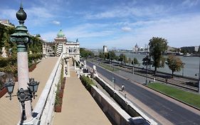 Marvelosa Apartment - Central By The Chain Bridge